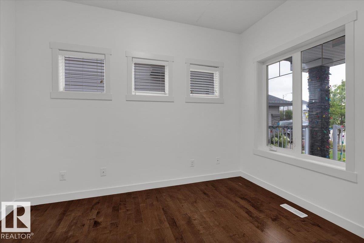 20517 98A AV NW - 26