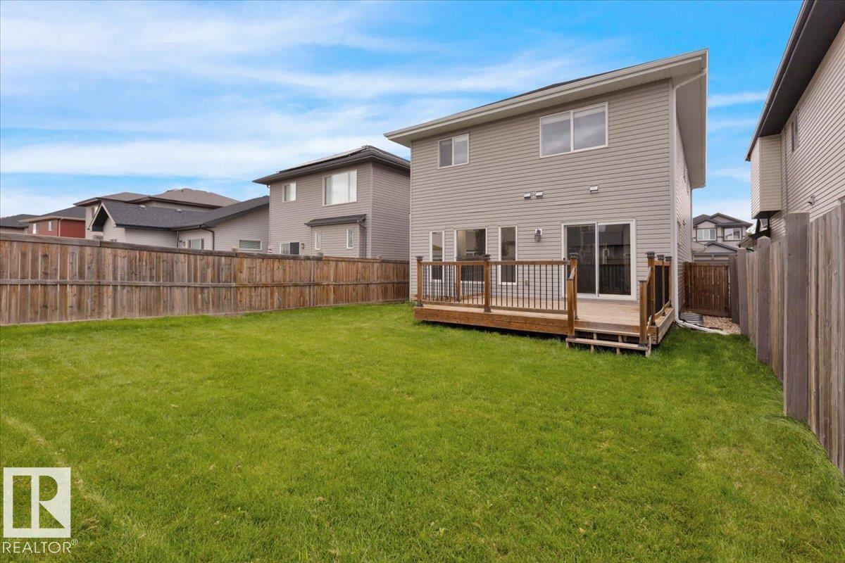 20517 98A AV NW, Edmonton