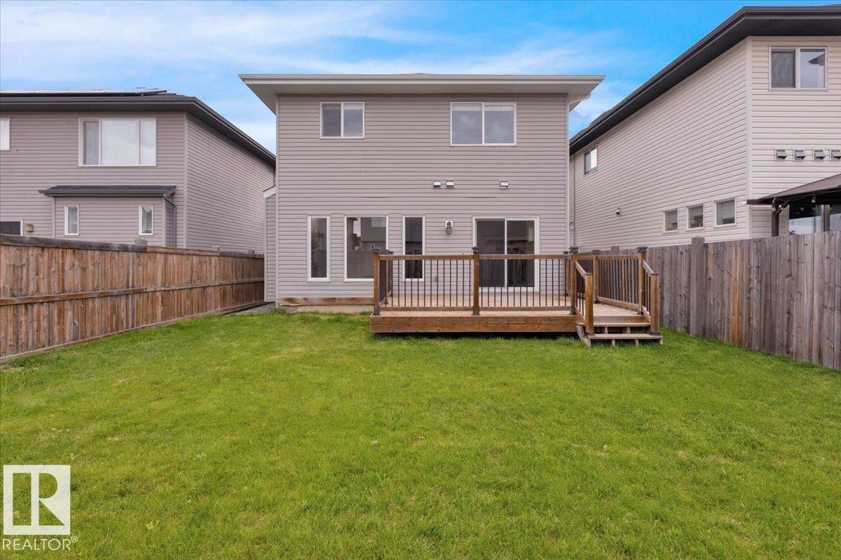 20517 98A AV NW, Edmonton