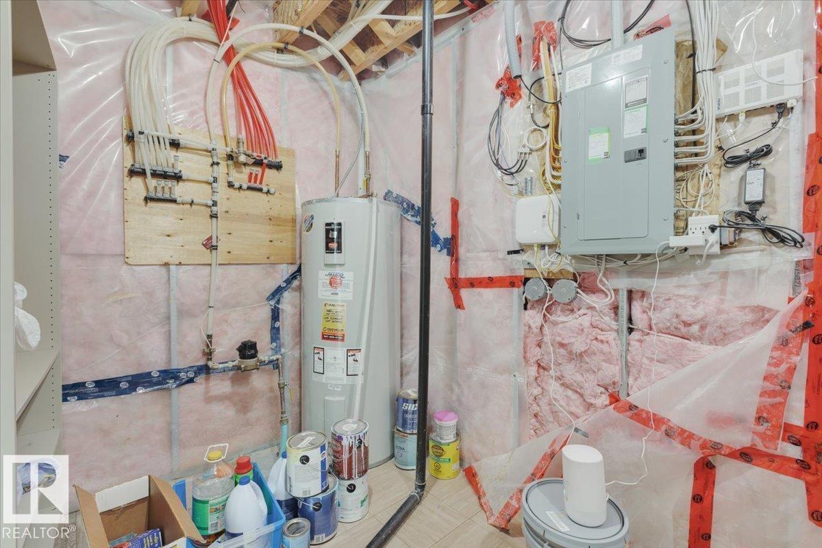 20517 98A AV NW, Edmonton