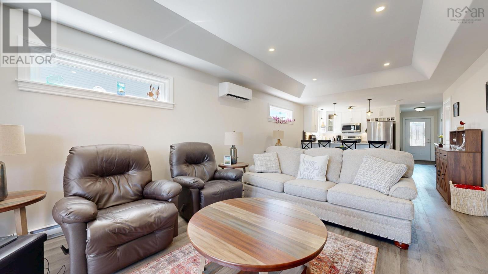 Property 26 of 49 of 83 Thistle Street