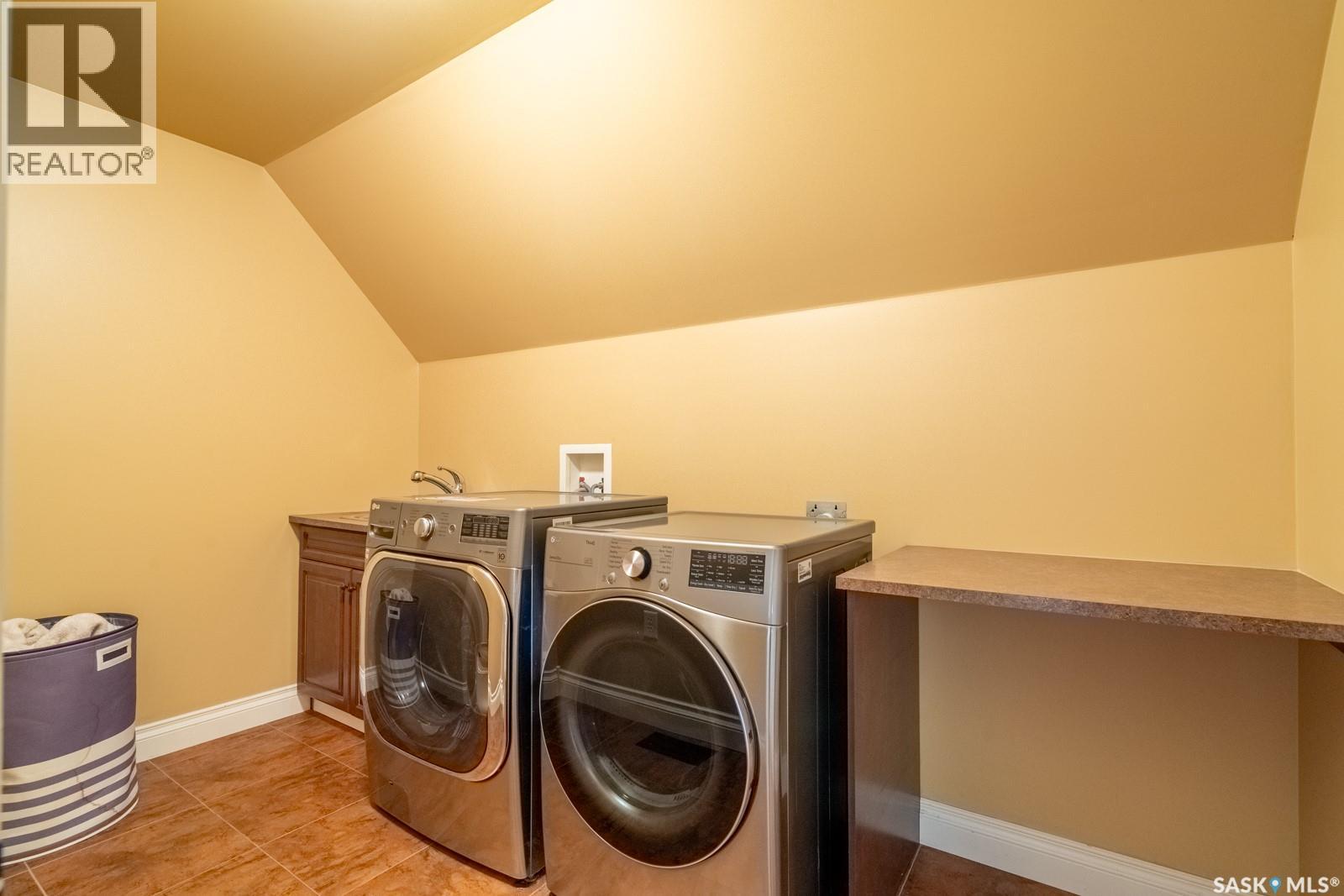 2514 BRODERICK ROAD - 28