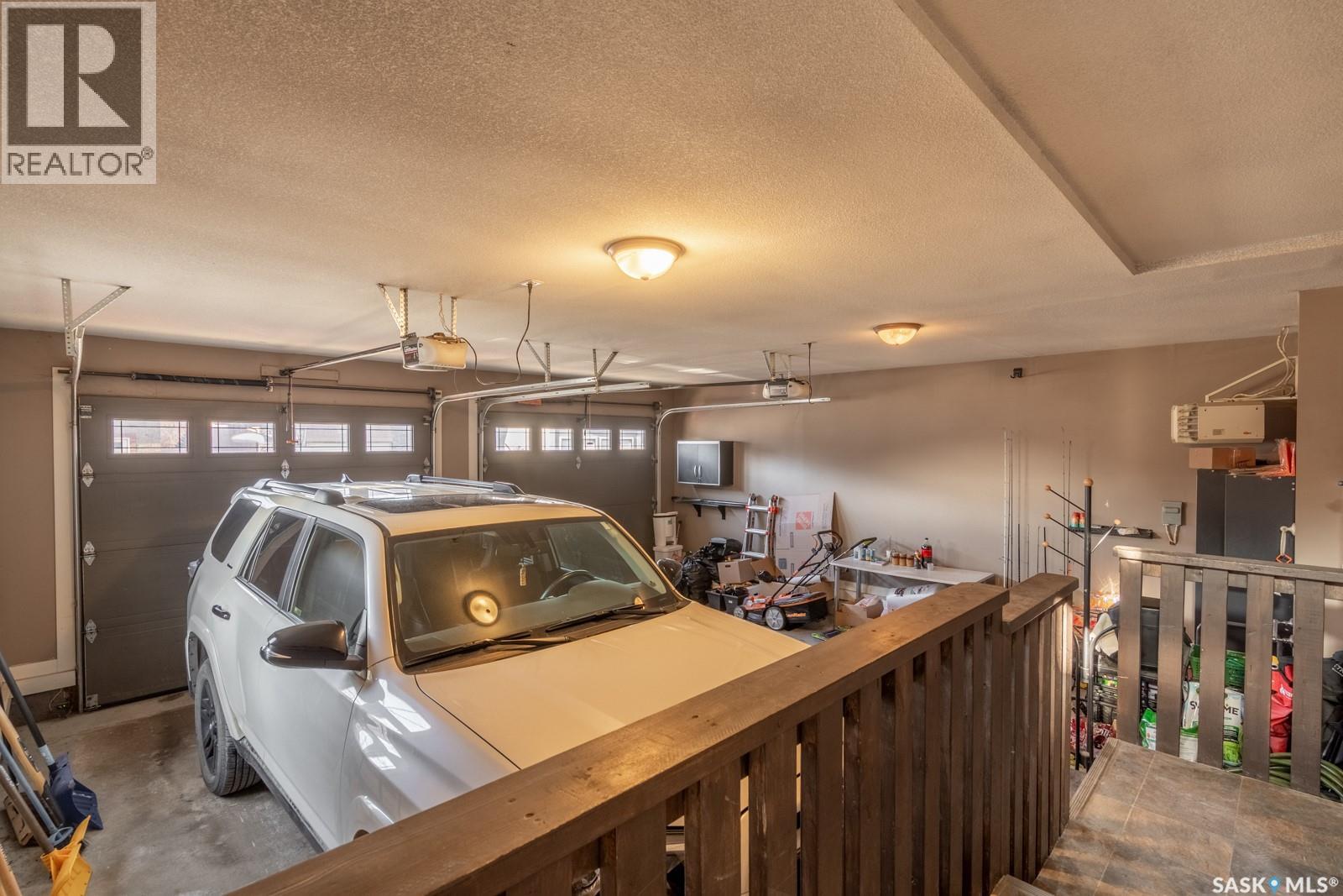 2514 BRODERICK ROAD - 36