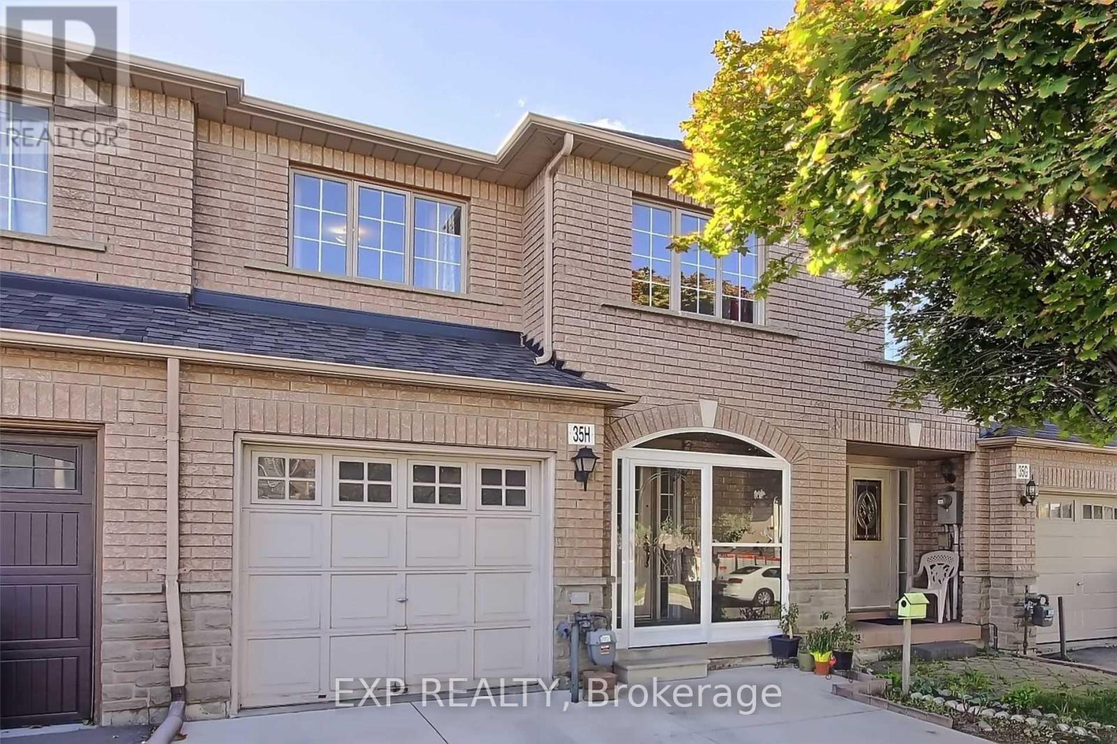 Listing photo of # UPPER - 35H VIEW GREEN CRESCENT