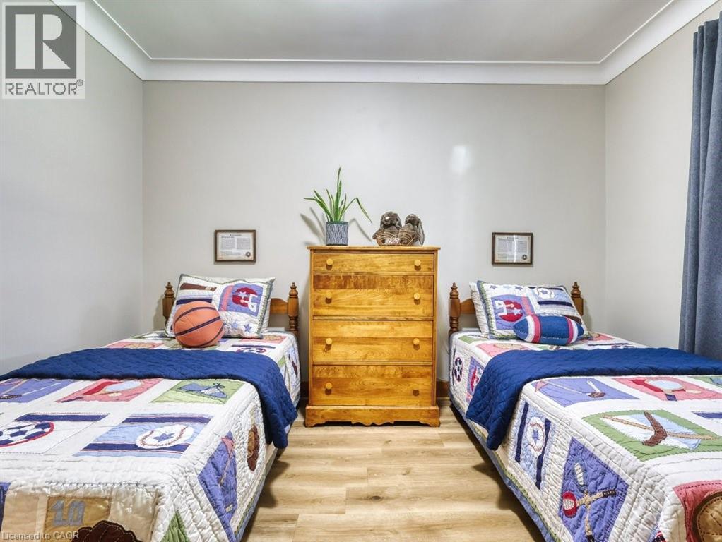 52 CARTER Street - 18