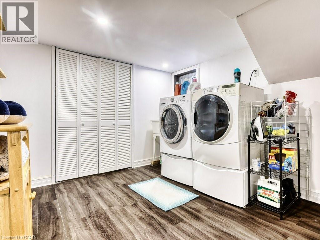 52 CARTER Street - 26