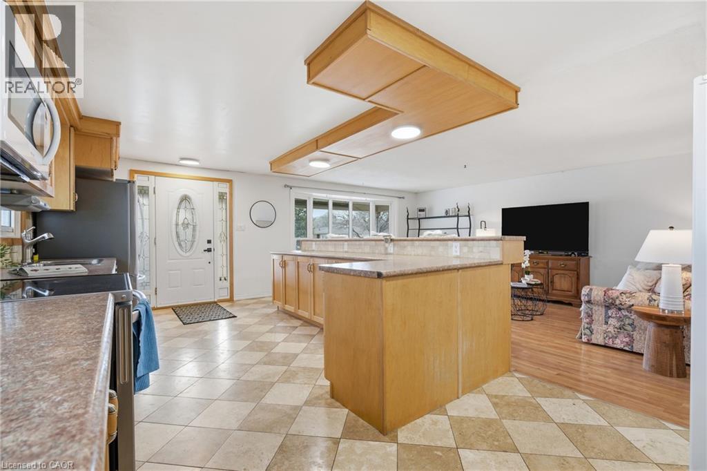 515 STRASBURG Road - 8