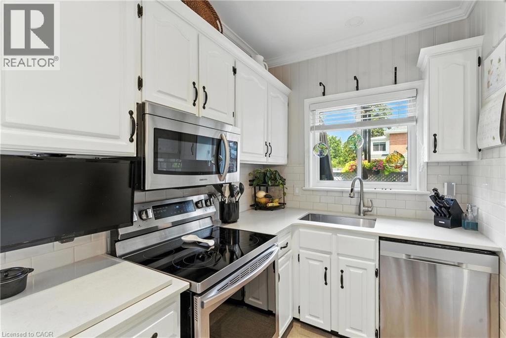98 KENSINGTON Avenue S - 14