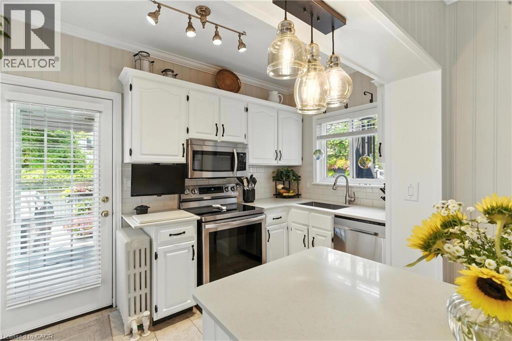 98 KENSINGTON Avenue S - 16
