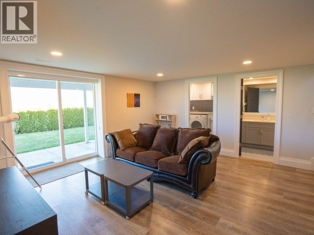  14807 89th Street, Osoyoos