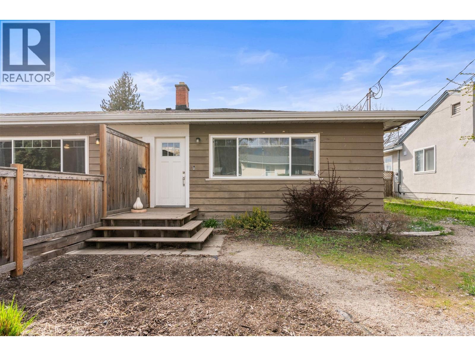2706 38 Street - 38