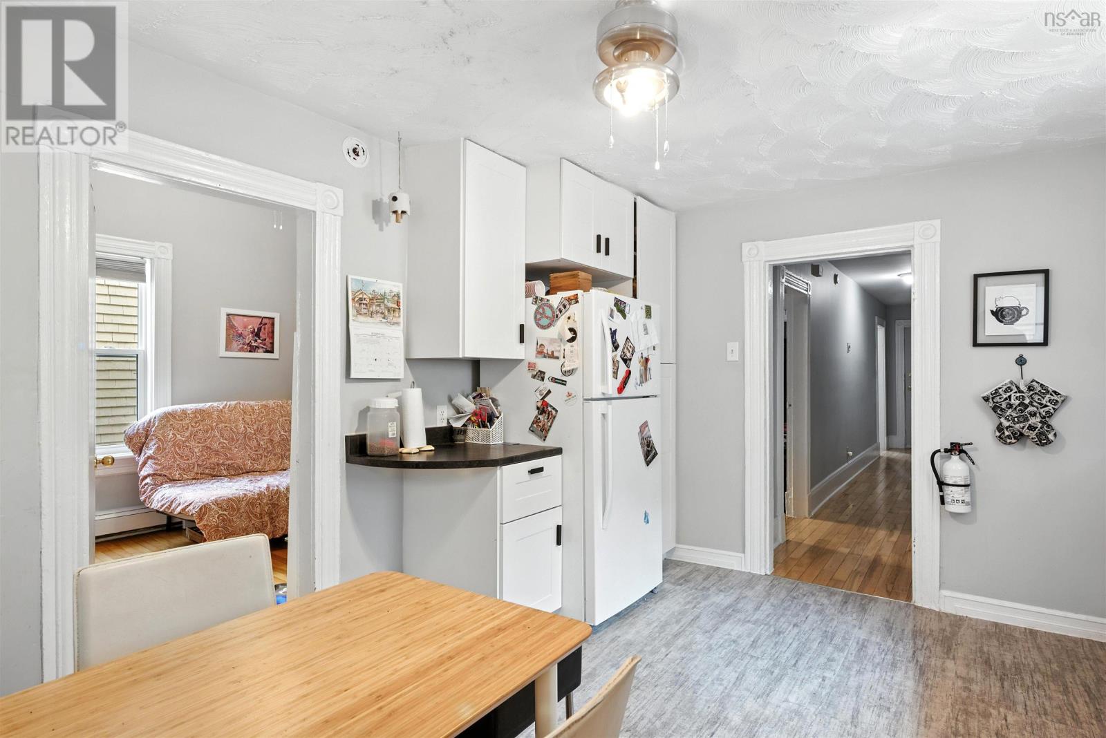 Property 8 of 49 of 5651 Macara Street