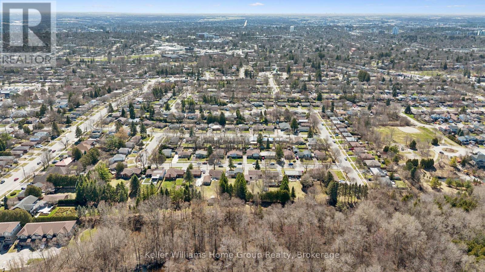 23 HASTINGS BOULEVARD - 44