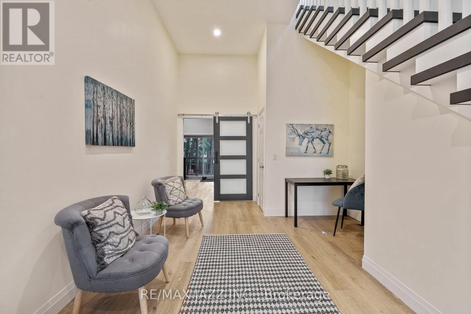 283 PLATTEN BOULEVARD - 6
