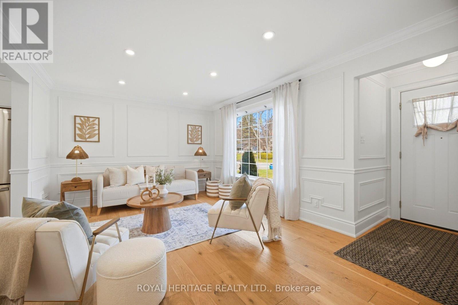 867 PARKLANE AVENUE — photo 3