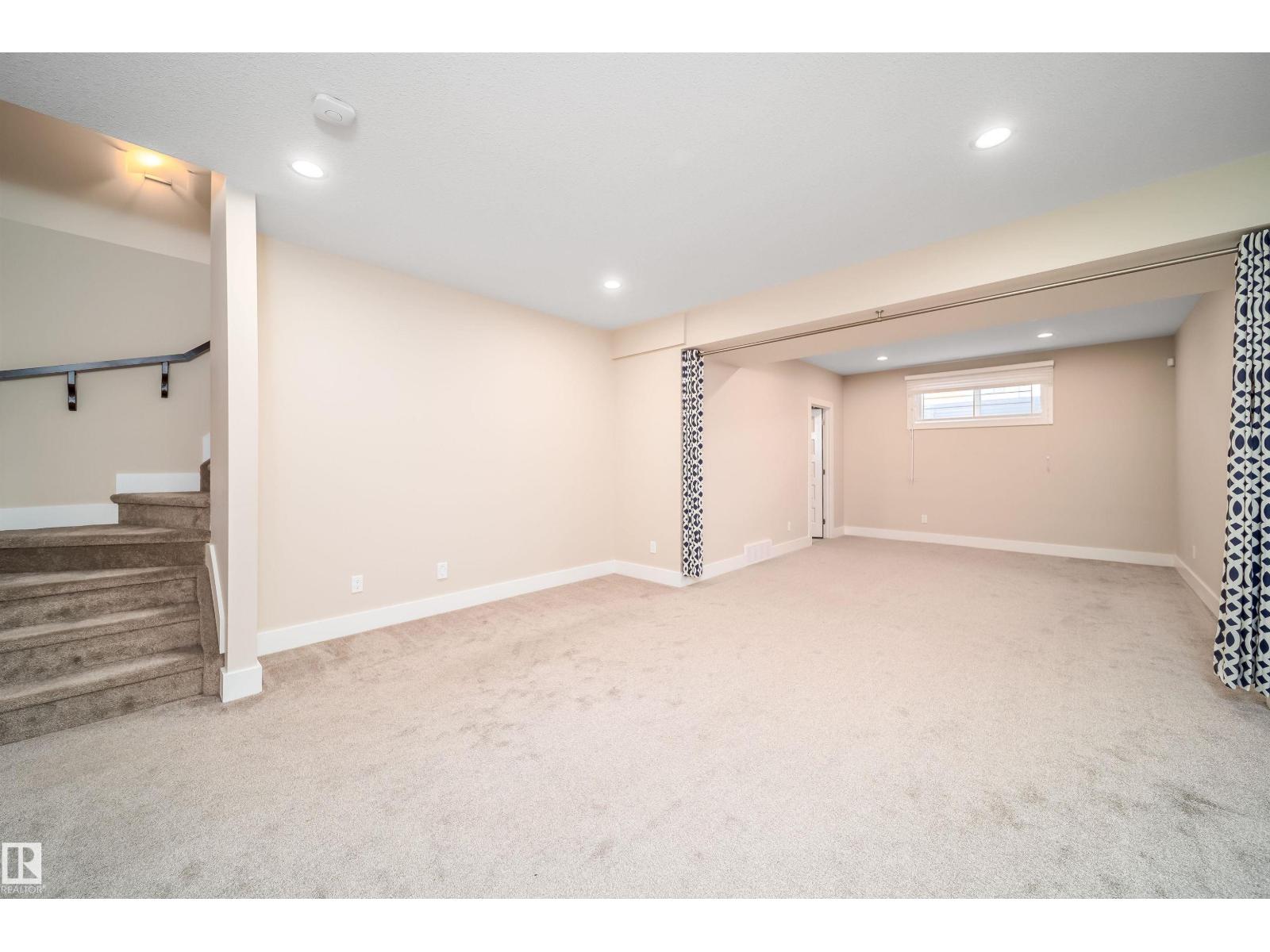 9527 75 AV NW - 51