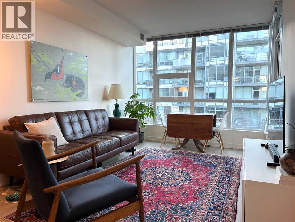 
          51 Waterfront Mews Southwest
            <br/>
            <span>Calgary</span>
            , 
            <span>AB</span>
             <span>T2P0X3</span>
         - Photo 10