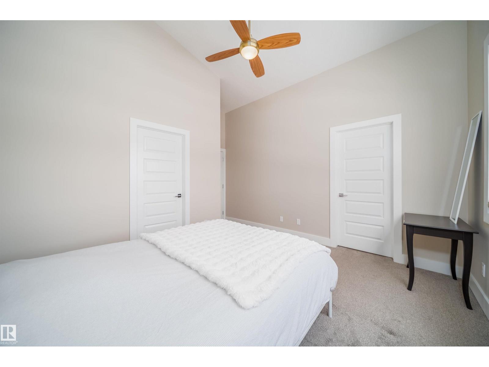 9527 75 AV NW - 47