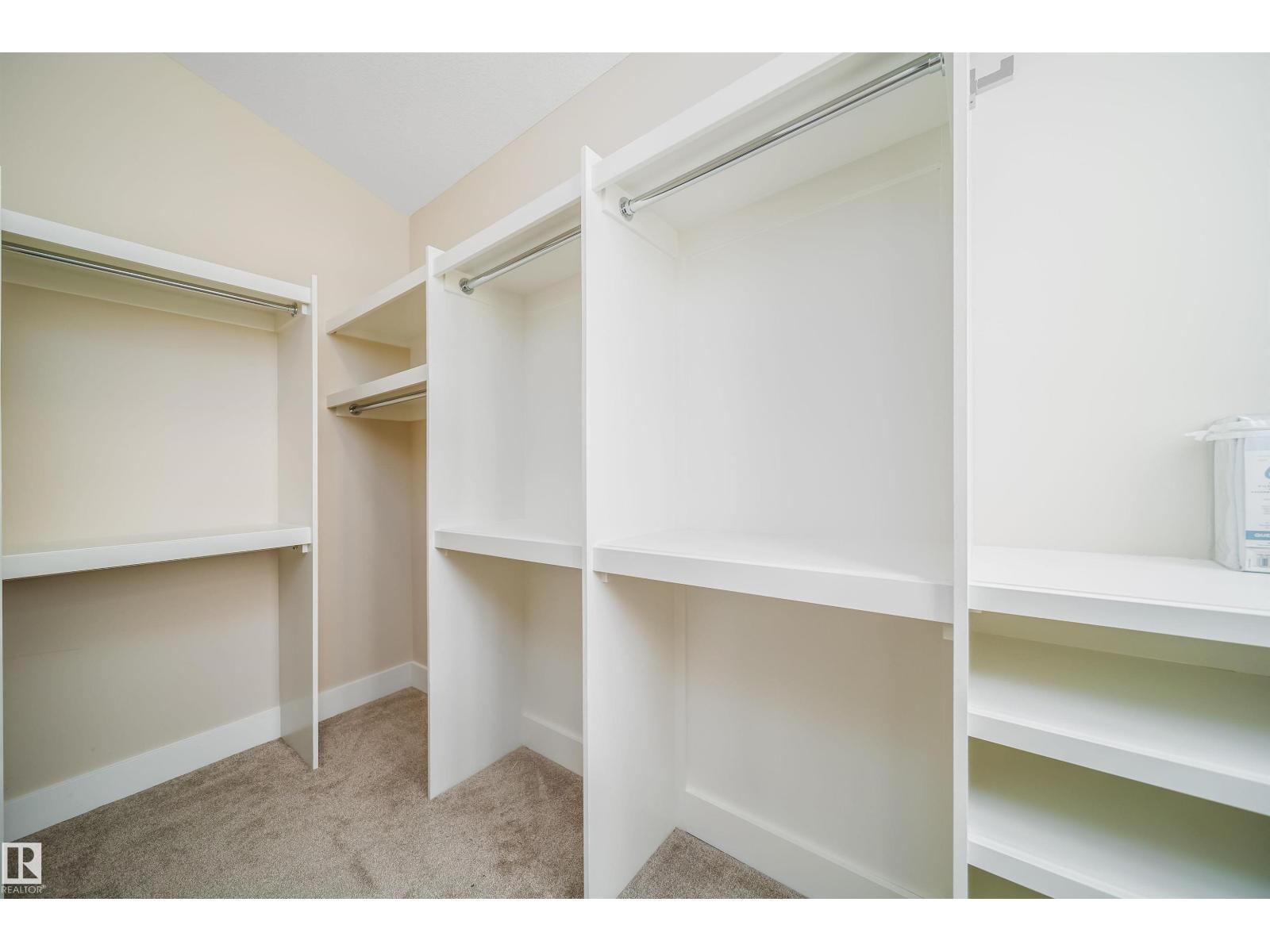 9527 75 AV NW - 48