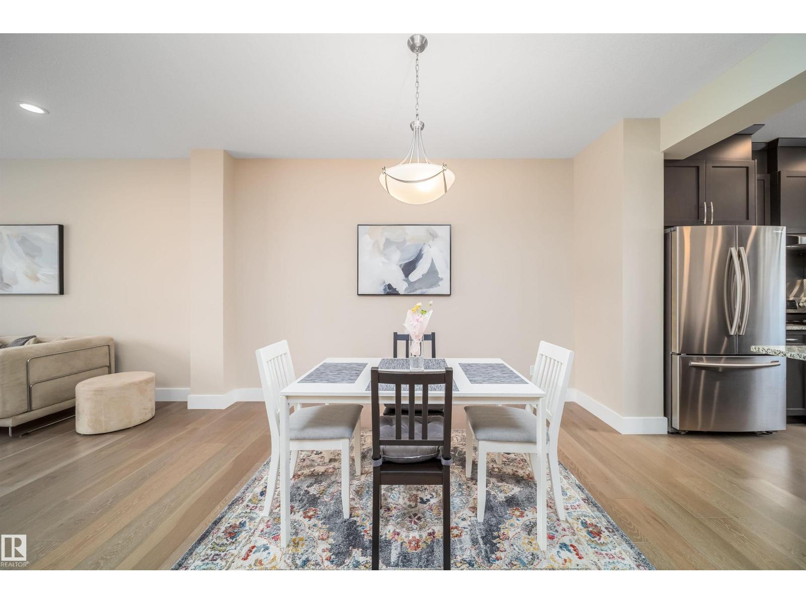 9527 75 AV NW - 27