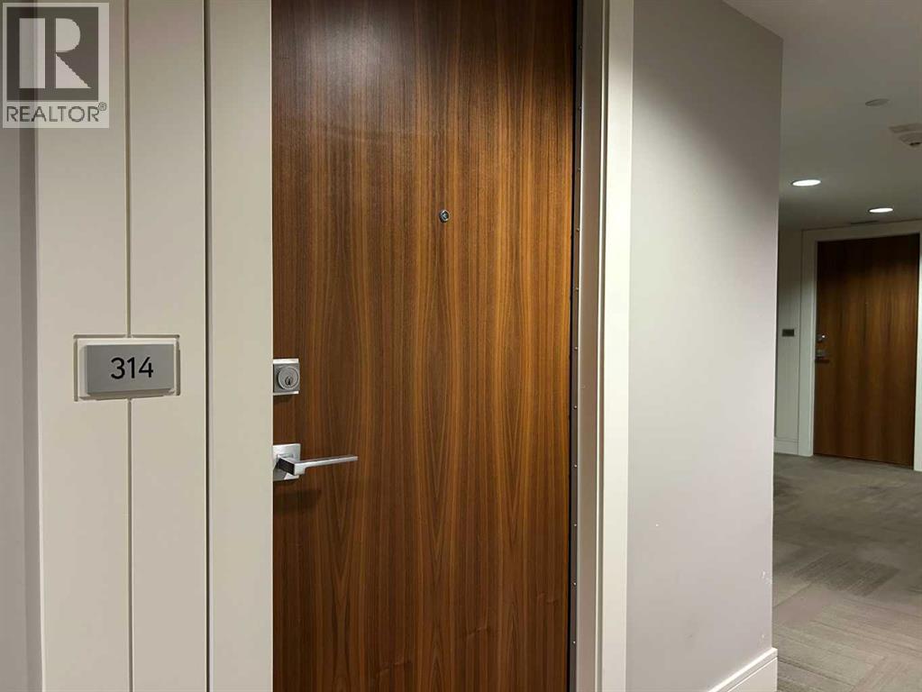 
          51 Waterfront Mews Southwest
            <br/>
            <span>Calgary</span>
            , 
            <span>AB</span>
             <span>T2P0X3</span>
         - Photo 26