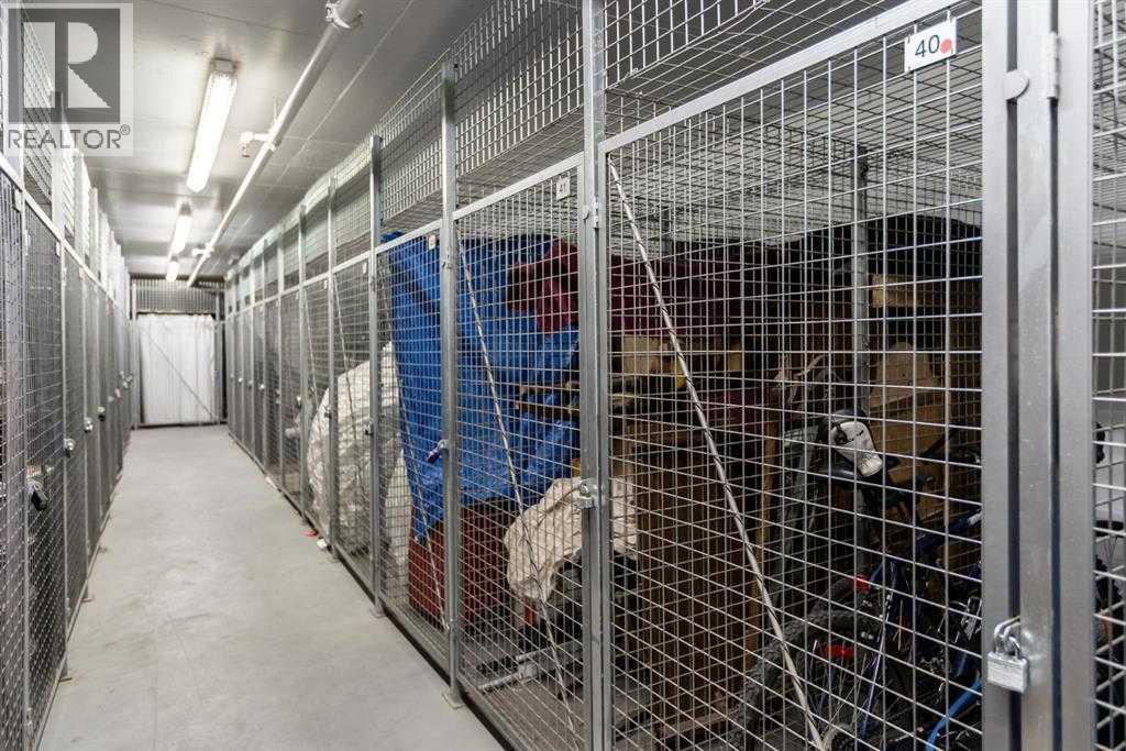 
          51 Waterfront Mews Southwest
            <br/>
            <span>Calgary</span>
            , 
            <span>AB</span>
             <span>T2P0X3</span>
         - Photo 28