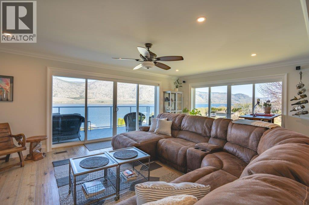  14807 89th Street, Osoyoos