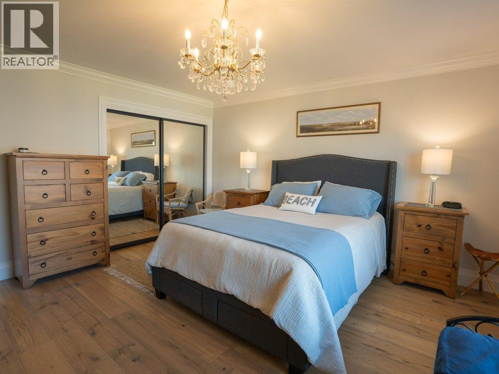  14807 89th Street, Osoyoos