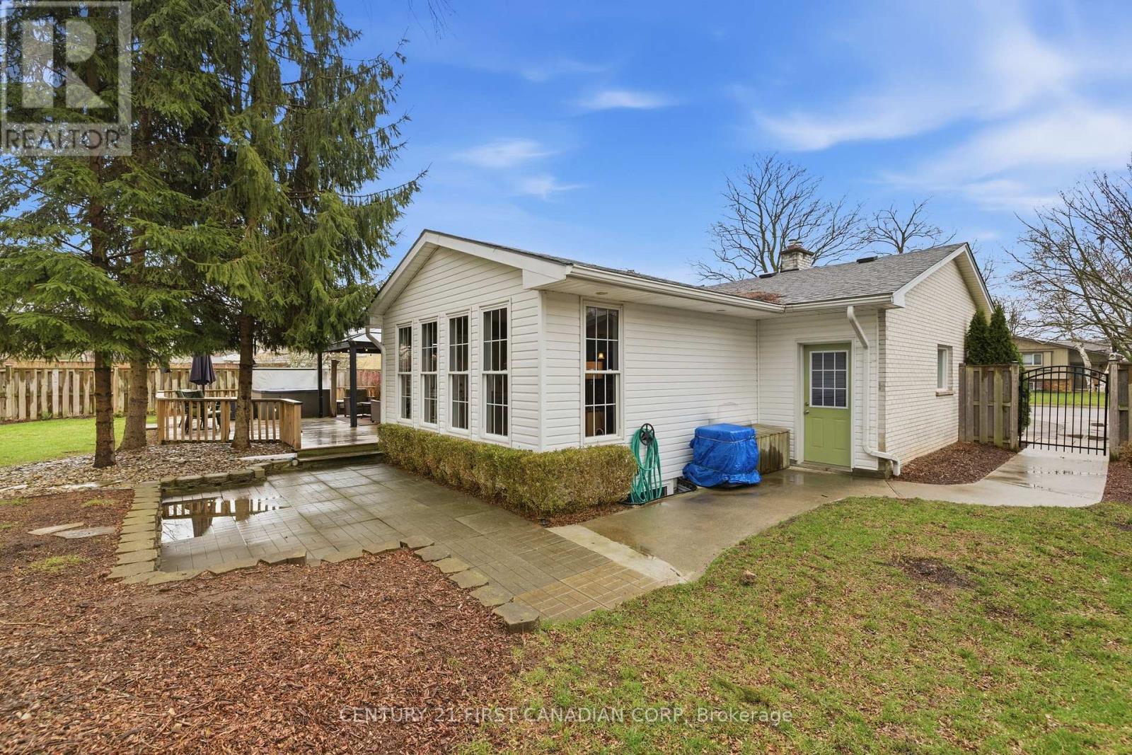 16 GUSTIN AVENUE Property Photo