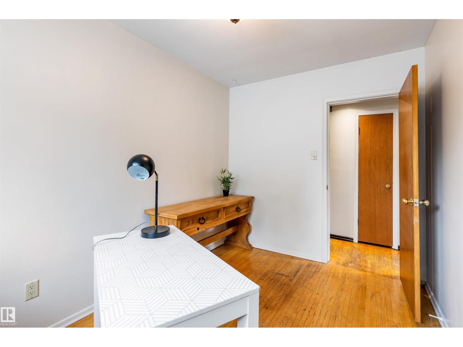 52 BELMONT DR, St. Albert