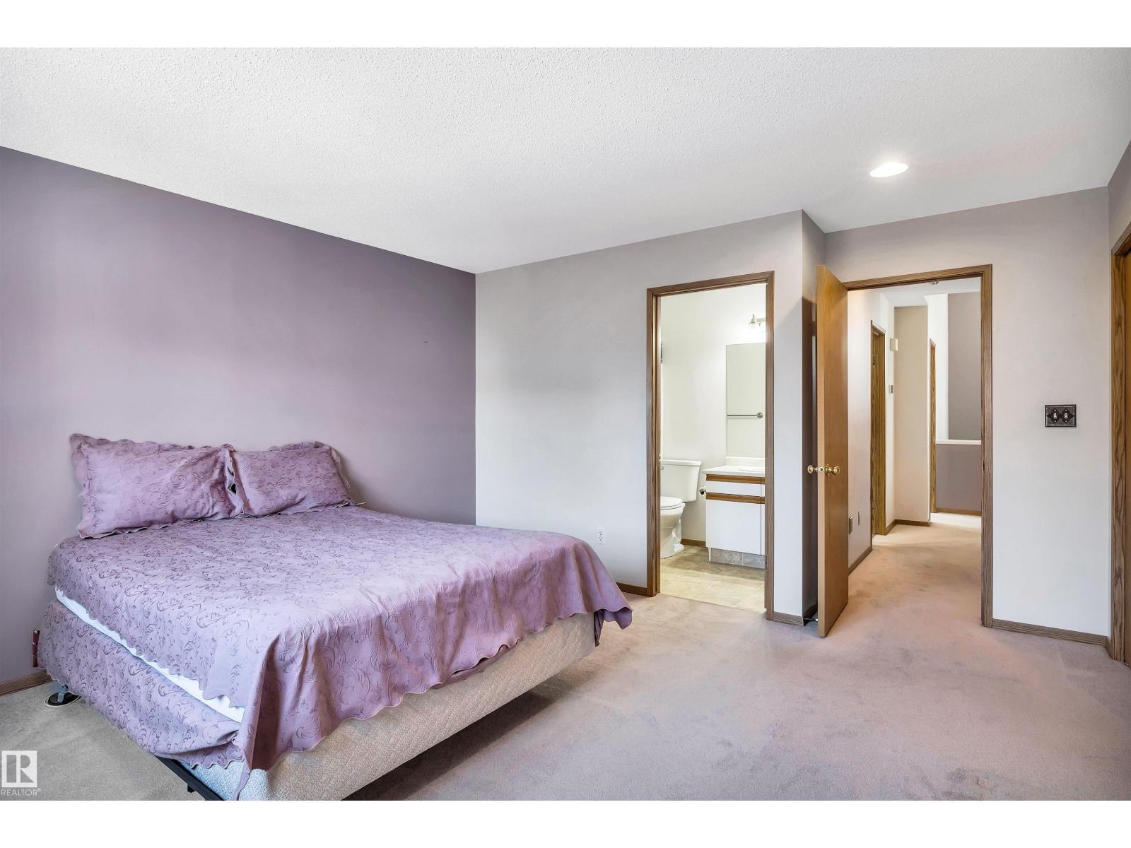 5 DONALD PL, St. Albert