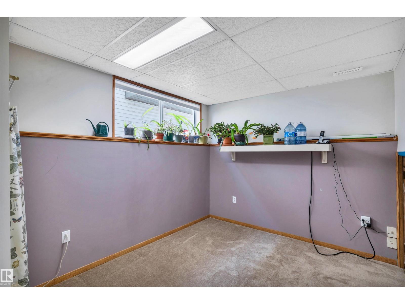 5 DONALD PL, St. Albert