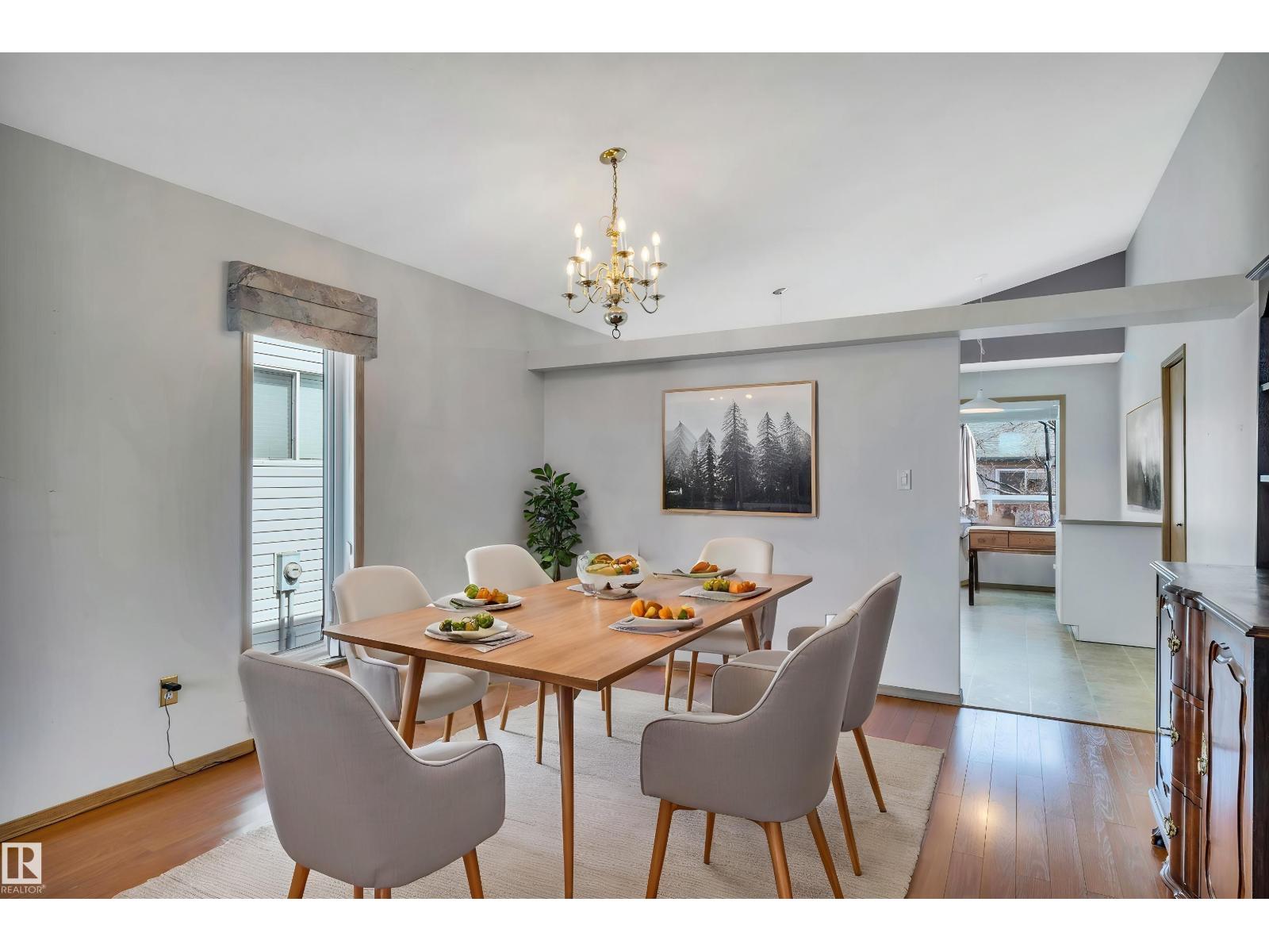 5 DONALD PL, St. Albert