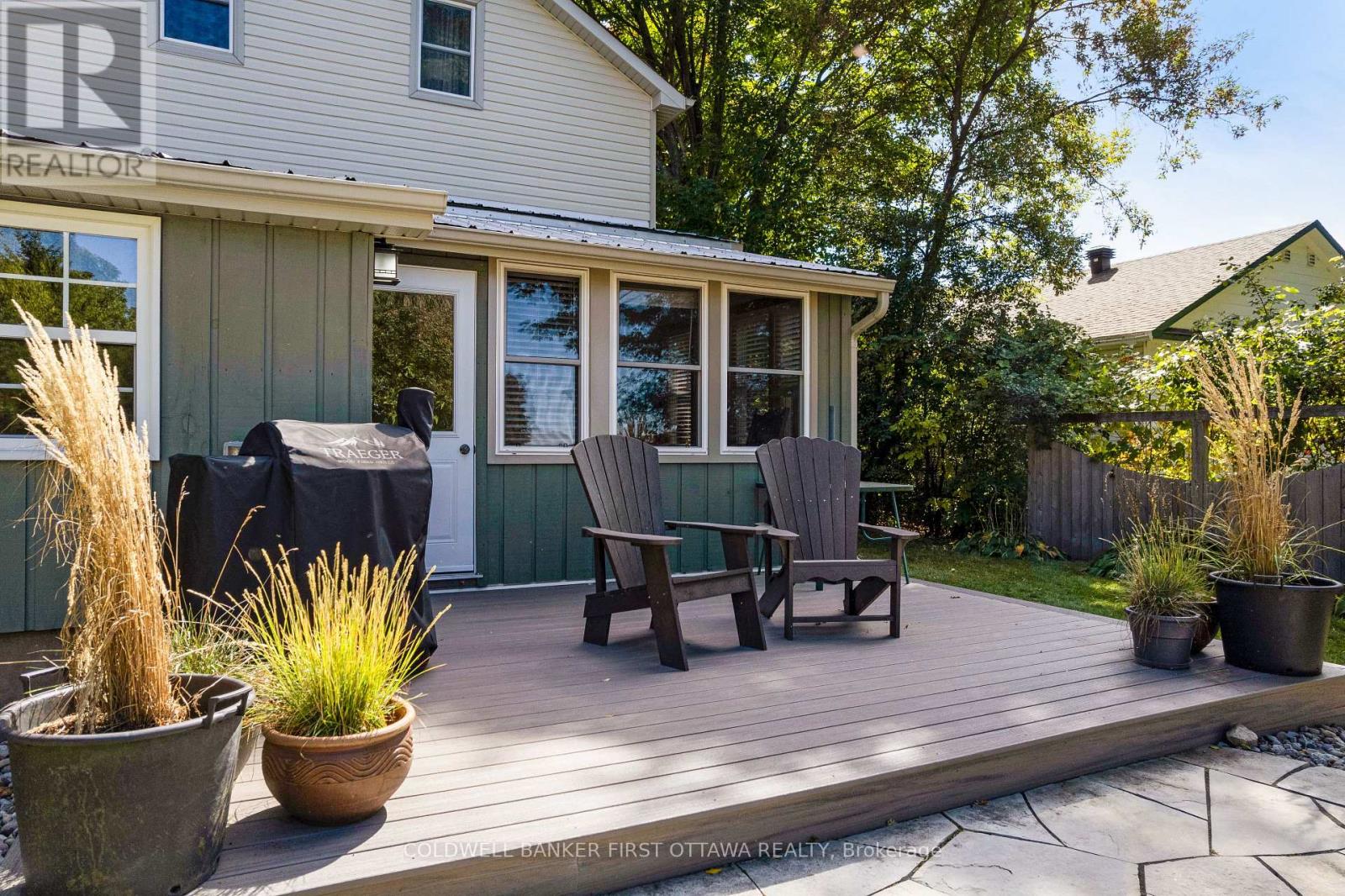 Afternoon lounging, on composite deck