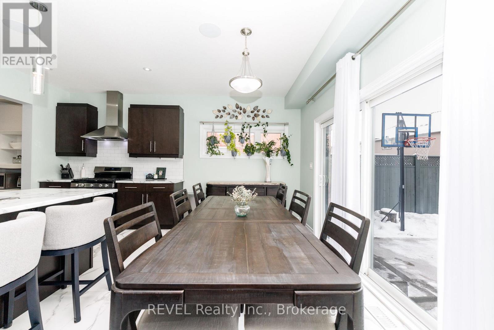 8 ELDERBERRY ROAD — photo 28
