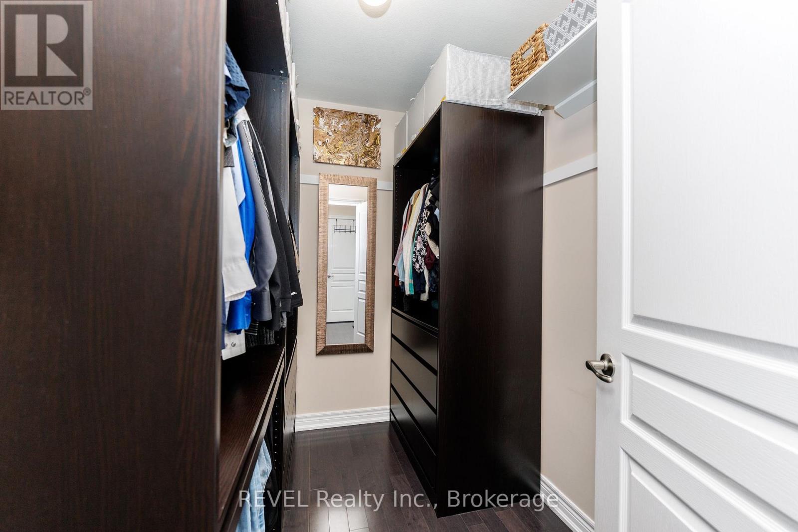 8 ELDERBERRY ROAD — photo 37