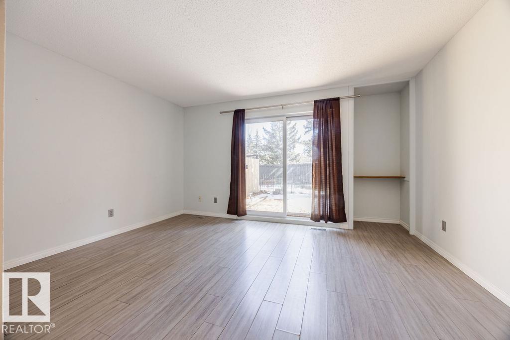 12032 25 AV NW, Edmonton