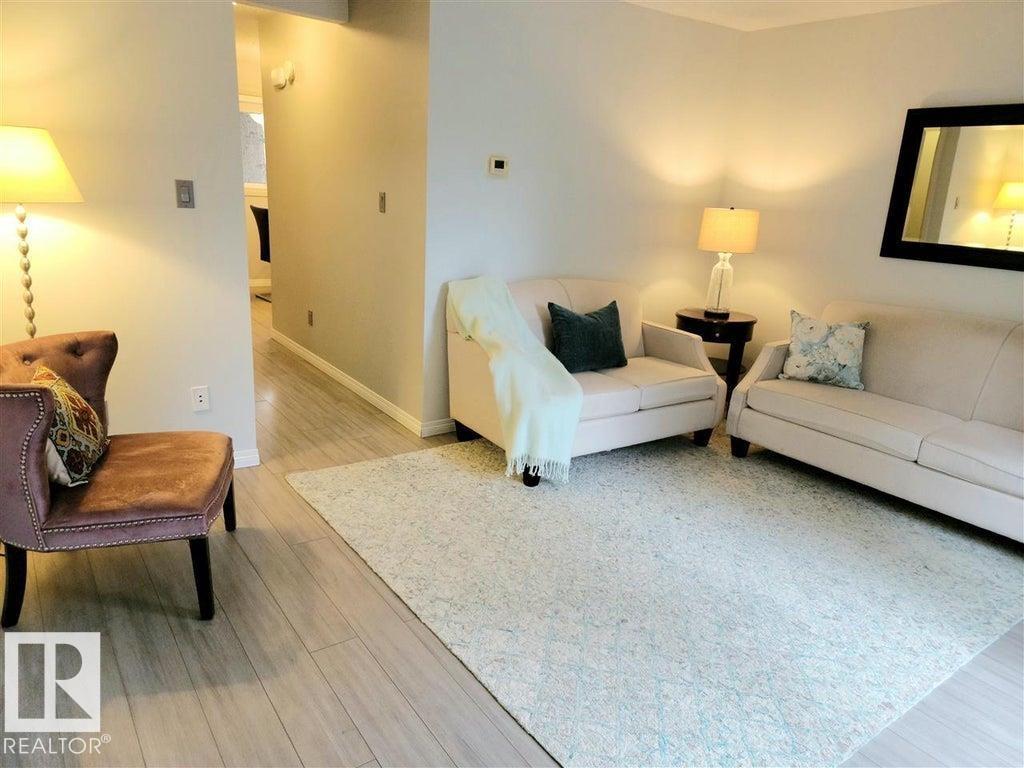 12032 25 AV NW, Edmonton