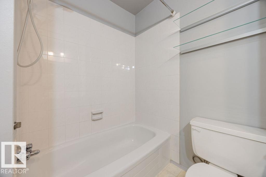 12032 25 AV NW - 25