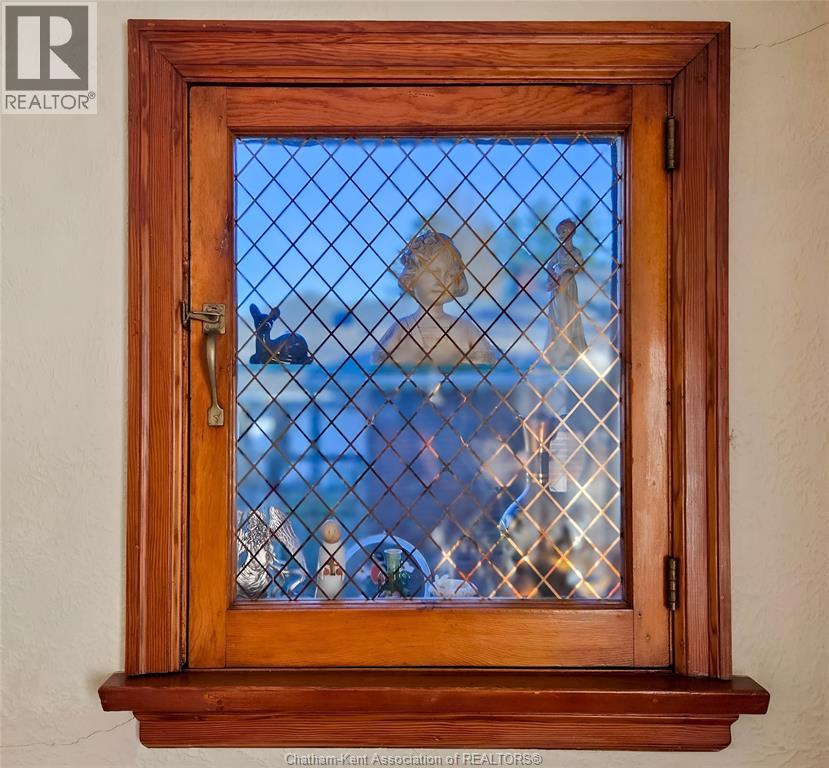 465 Victoria AVENUE — photo 11