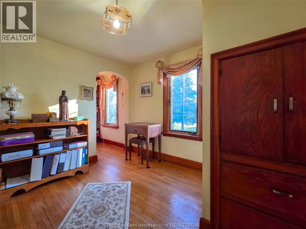 465 Victoria AVENUE — photo 21