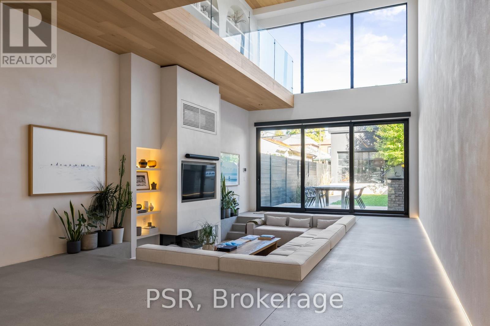 Listing photo of 53 PALMERSTON AVENUE