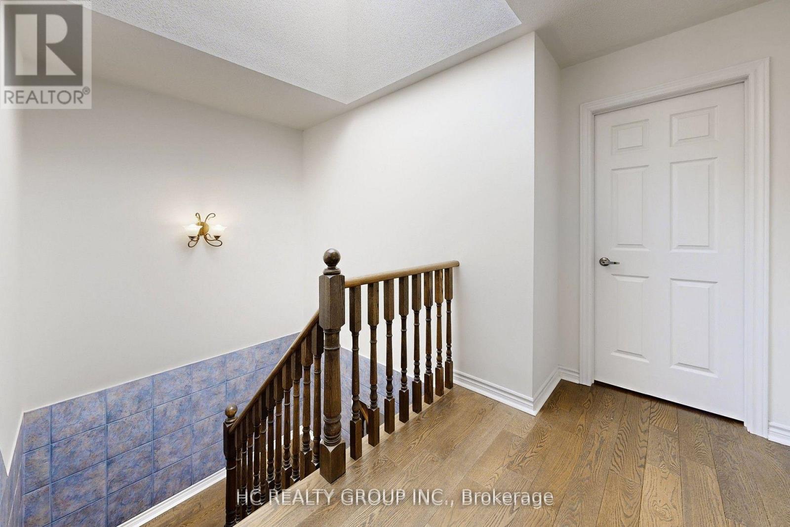 204B FINCH AVENUE E - 16