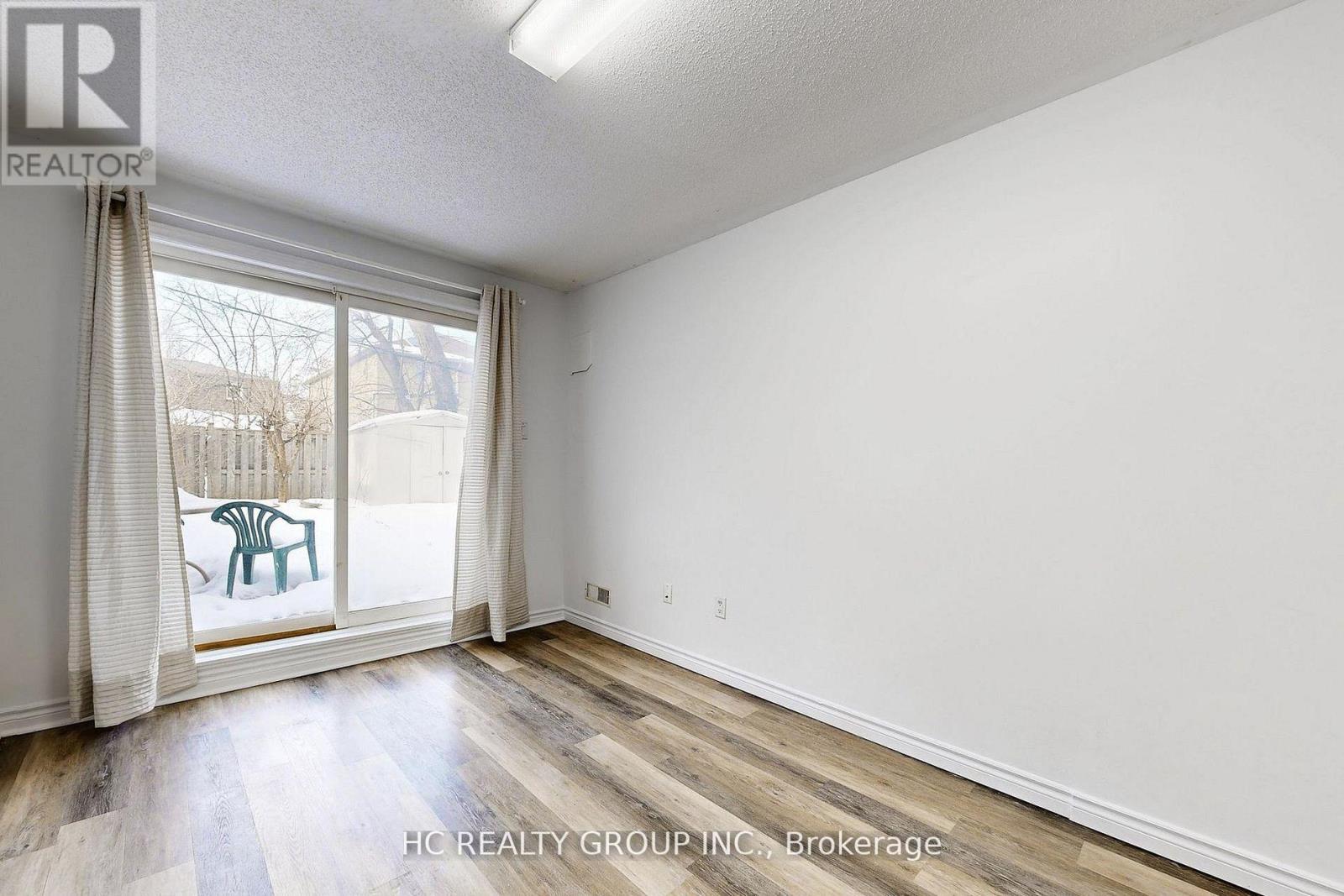 204B FINCH AVENUE E - 31
