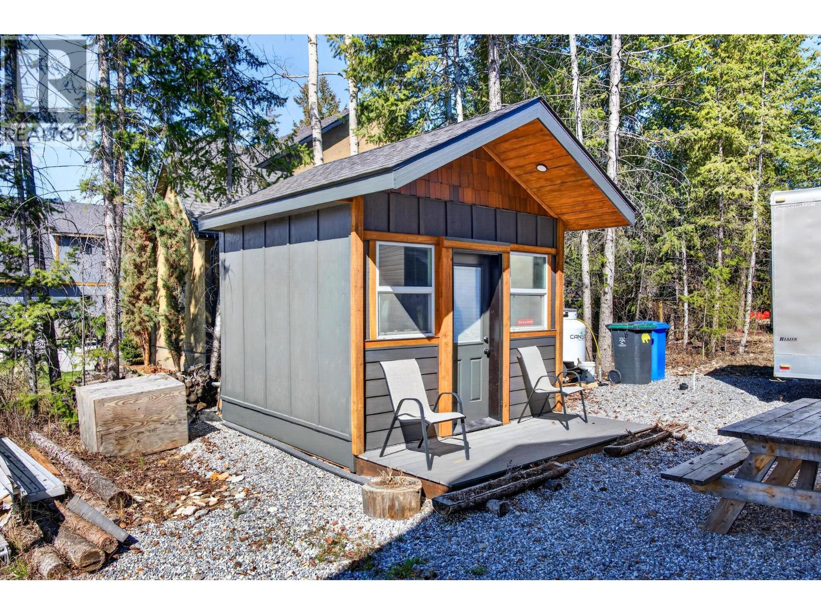 1542 CEDAR STREET - 21