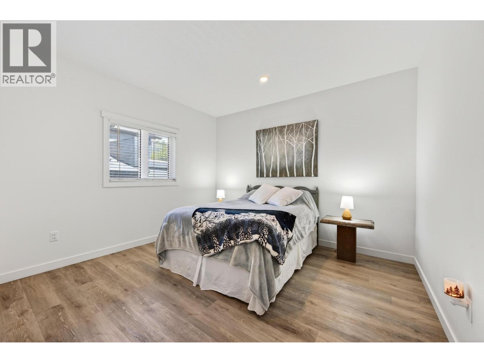 1542 CEDAR STREET - 50