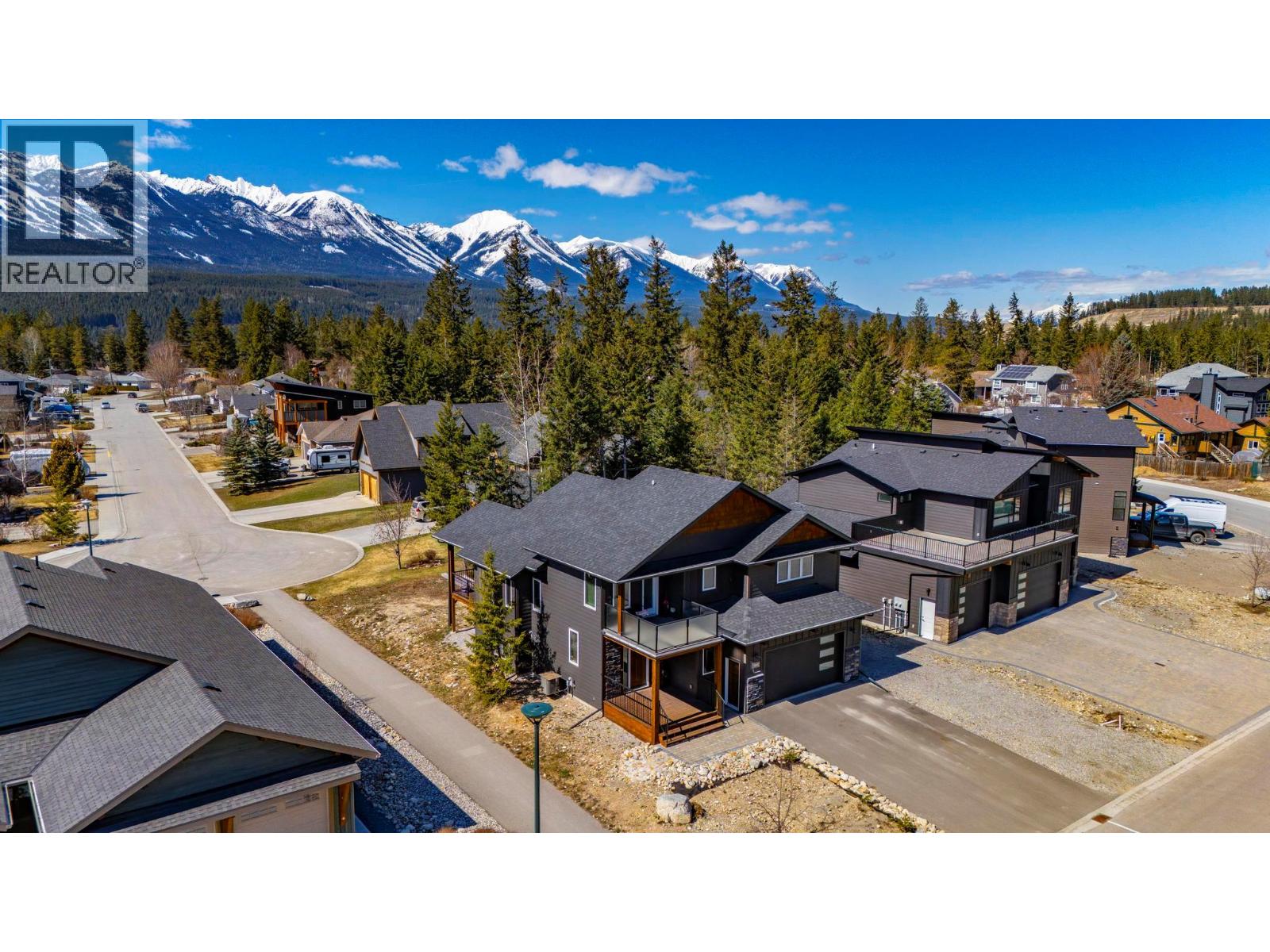 1542 CEDAR STREET - 6