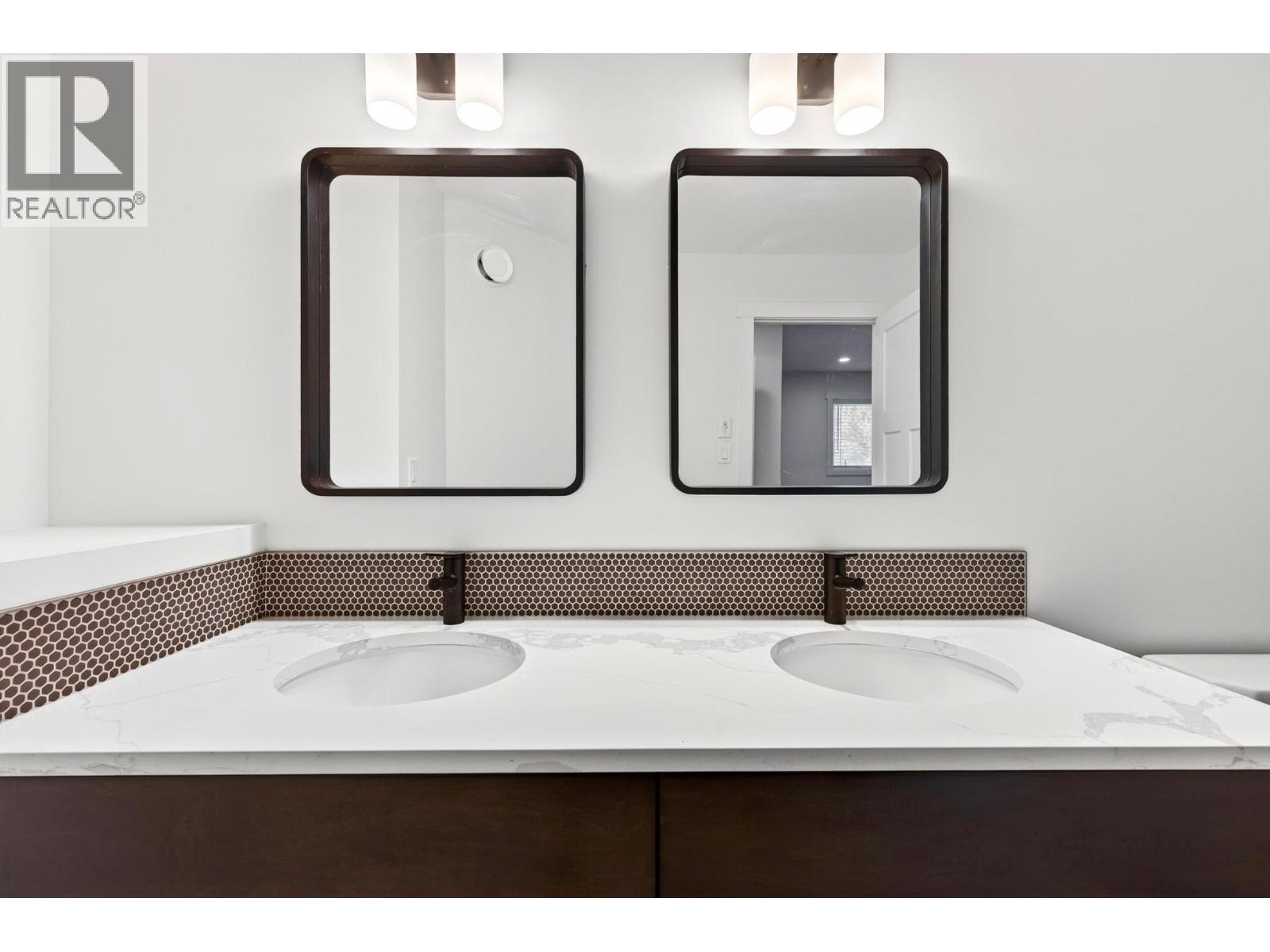 1542 CEDAR STREET - 78