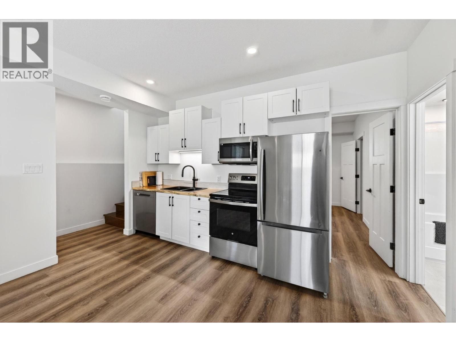 1542 CEDAR STREET - 86