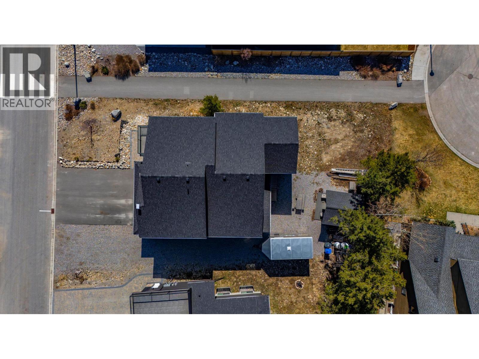 1542 CEDAR STREET - 9